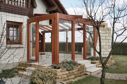 Holz-Glas-Konstruktion